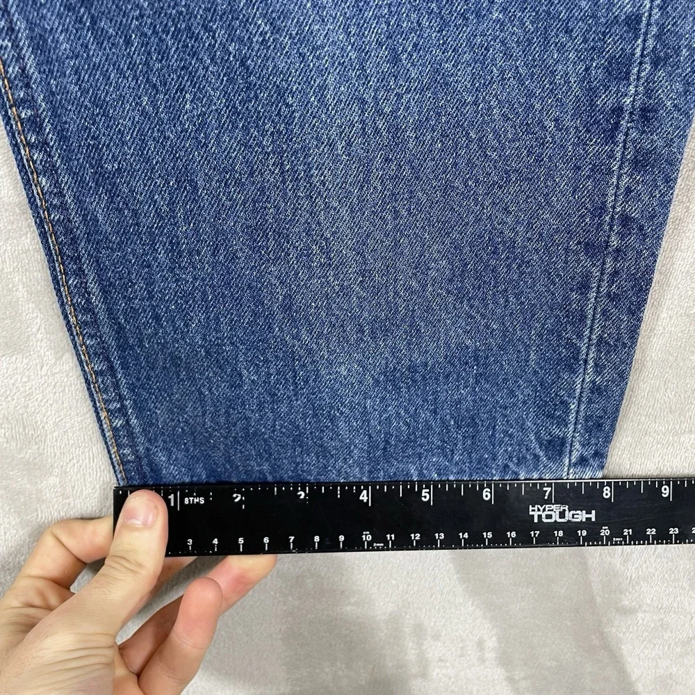 Levis item excellent